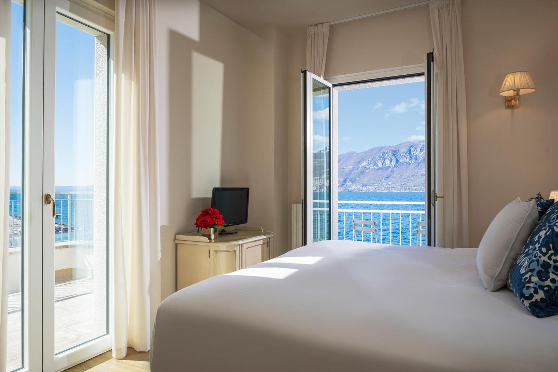 La Caletta Hotel Bolognese Brenzone Extérieur photo